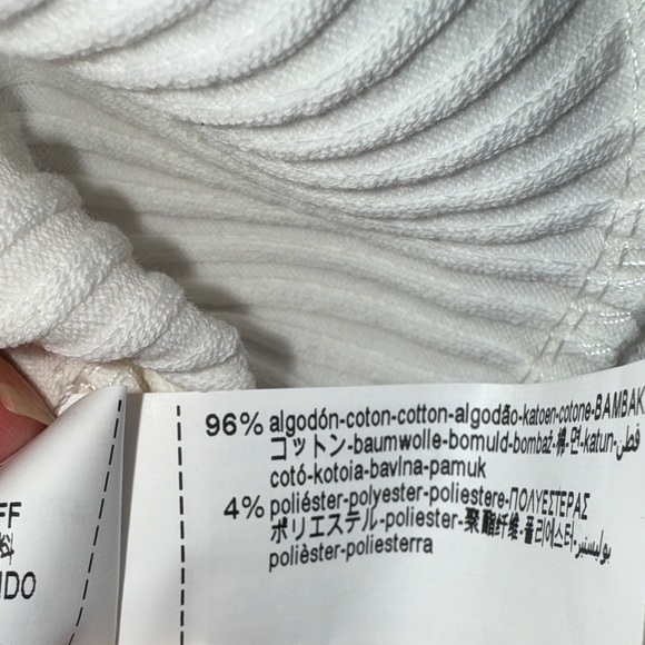 NWT Zara Women’s Contrast Ruffle Top in white with black trim, sz M - Picture 13 of 16